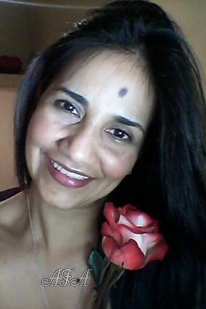 158036 - Gabriela Age: 55 - Italy