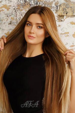 172854 - Alena Age: 33 - Ukraine