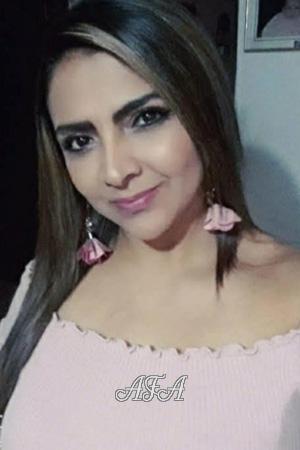193606 - Yolanda Age: 44 - Colombia