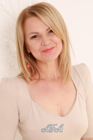 204875 - Marina Age: 54 - Ukraine