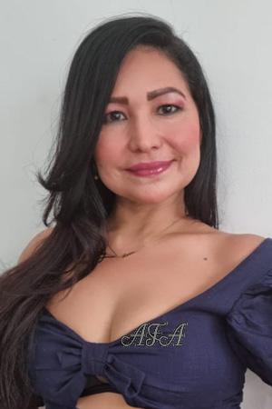 204924 - Seneris Age: 49 - Colombia