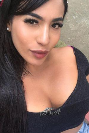 205381 - Kristin Age: 27 - Colombia