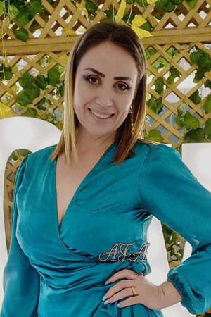 209340 - Beatriz Age: 49 - Colombia