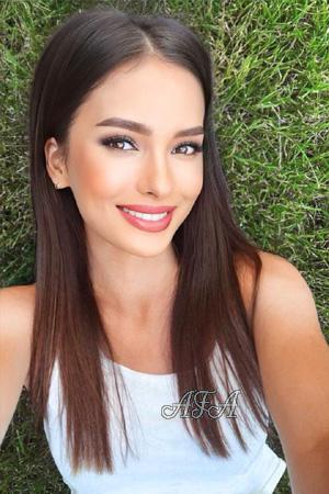 213910 - Liubov Age: 34 - Ukraine