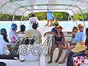 cartagena-women-boat-1104-12